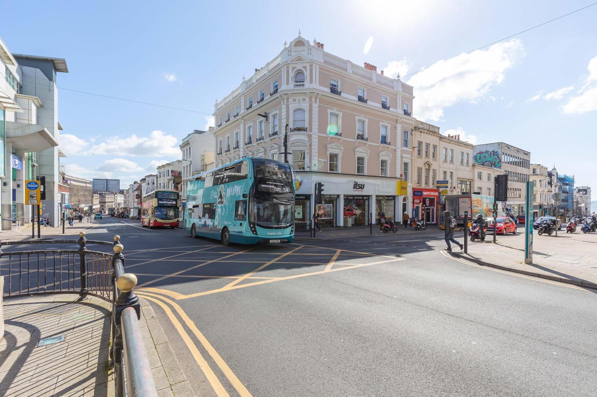 City Heights By Mygetaways Brighton Eksteriør billede